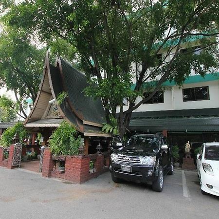 River Inn Kanchanaburi Zewnętrze zdjęcie